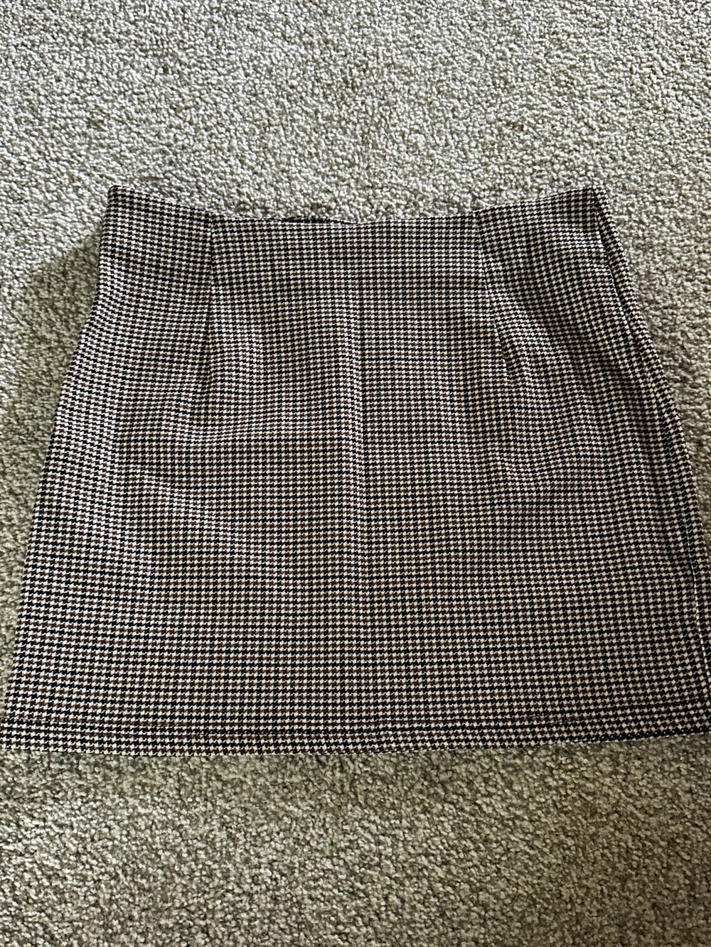 Houndstooth Mini Skirt - Black & White